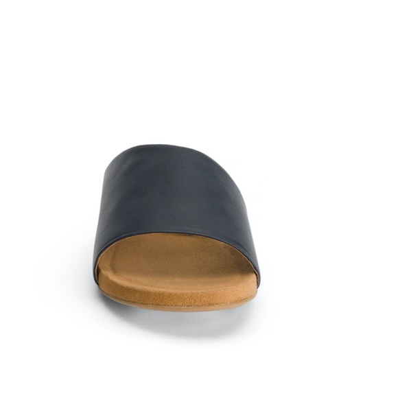 Aquatalia Dedra Leather Slide Sandals Navy Size 6 - Picture 6 of 11